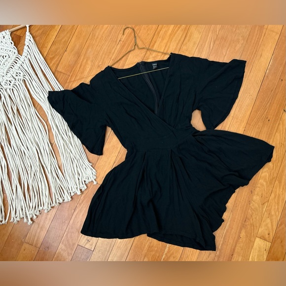 Black romper - Picture 1 of 4